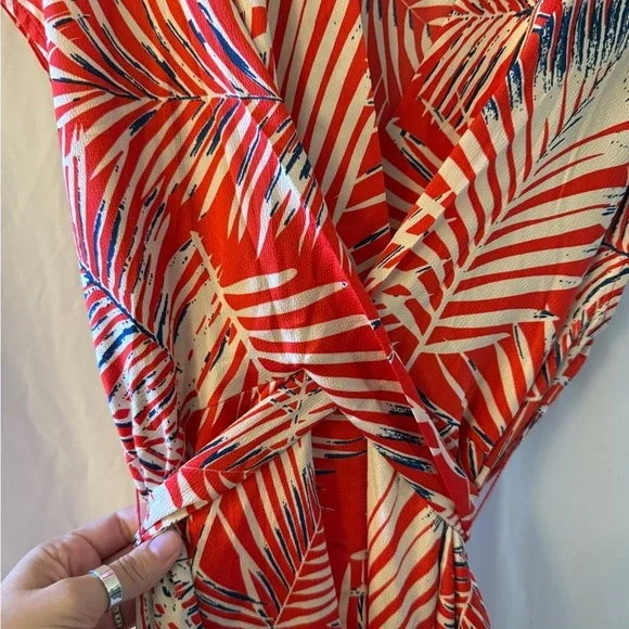 Cupshe Tropical Red and White Maxi Dress - Picture 4 of 11